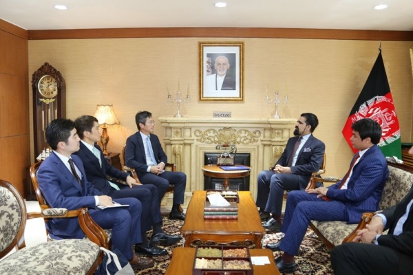 Meeting with Vice President of Samsung Electronics